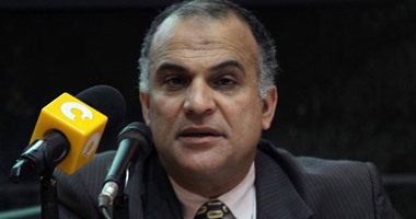 خبير سياسى: معظم الأحزاب ليس لديها ثقافة "قبول الهزيمة" وترفع شعار المصلحة
