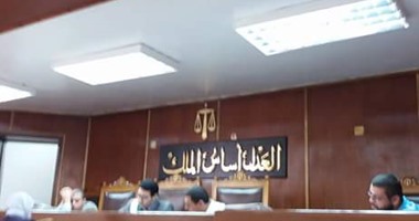 إحالة صاحب ورشة للجنايات بتهمة قتل سائق بسبب "ركن السيارات " بالمطرية