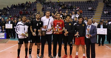 طلائع الجيش يتوج ببطولة الدورى للطائرة
