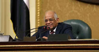 النداء الأخير.. "على عبد العال" يهدد النواب بغلق باب مناقشة برنامج الحكومة.. ويؤكد: هذا استهتار.. وينتقد "أحضان" الأعضاء: "ميصحش كده" ده فى الأفراح بس.. ومنتقدو الوزراء: كل حاجه بتغلى والناس قرفت