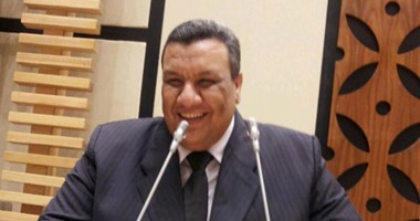 النائب مصطفى سالم يحصل معلى وافقة وزيرة التخطيط لاستكمال مشروعات رصف طهطا