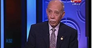 خبير أمنى: "لدينا مشاكل حدودية بالسلوم.. وبلاش الفتونة وفتحة الصدر"