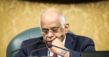 رئيس البرلمان لـنواب الجلسة المسائية:لو اللائحة تمكننى منحكم مكافأة لفعلت