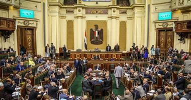 نائب: 9 آلاف مستشار يتقاضون 600 مليون جنيه رواتب والحكومة تتحدث عن الترشيد