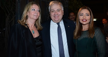 بالصور .. الوزراء والسفراء ونجوم الفن والإعلام يحتفلون بالعيد الوطني لليونان