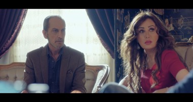 منتج مسلسل "كلمة سر" يعقد اجتماعًا لحل أزمة سماح أنور
