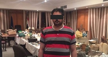 تجديد حبس جواهرجى 15 يوما بتهمة حيازة 5 آلاف قطعة أثرية فى منزله بعين شمس