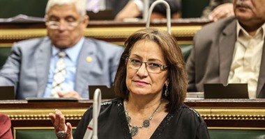 ننشر نص رسالة نادية هنرى لحشد النواب ضد قانون بناء الكنائس