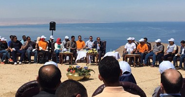 بالصور.. السيسى: "إحنا مبنحطش حجر الأساس ونمشى.. إحنا بنفذ المشاريع قبل موعدها"