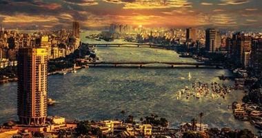 لو هما بيعملوا مبادرات عشان يرجعوا السياحة.. "مينا" قرر يرجعها بكاميرته