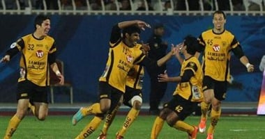 بالفيديو.. القادسية يتوج بالدورى الكويتى للمرة 17 فى التاريخ