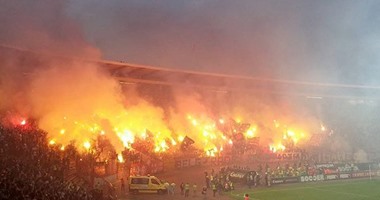 بالصور.. اشتباكات عنيفة فى ديربى بلجراد بالدورى الصربى