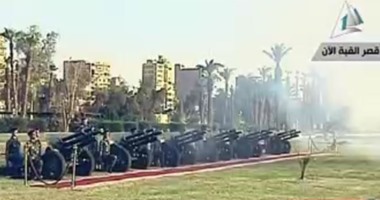 بالفيديو..المدفعية تطلق 21 طلقة ترحيبا بالرئيس الفرنسى فرانسوا هولاند بقصر القبة