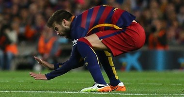رسمياً: بيكيه يغيب عن مواجهة برشلونة ولاكورونيا للإيقاف