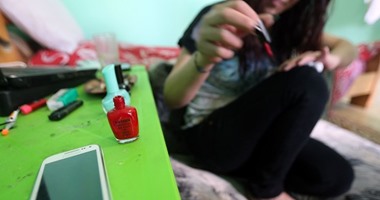 بالصور.. حياة فتاة سورية هربت من الحرب إلى نار الاستغلال الجنسى بلبنان
