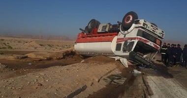 انقلاب شاحنة محملة بـ55 طن سولار بطريق سفاجا قنا دون إصابات