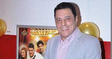 وصول عمرو عبد الجليل للعرض الخاص لـ"فص ملح وداخ" وحضور سناء منصور