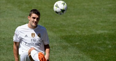 كوفاسيتش يقترب من الرحيل عن ريال مدريد بسبب زيدان