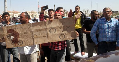 اشتباكات بين قائدى السيارات وعمال الرحاب.. وهتافات ضد الداخلية