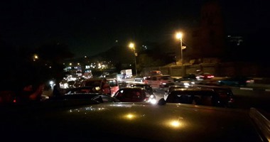 تعيين خدمات مرورية لتغيير أرضية كوبرى الطيران بشارع صلاح سالم