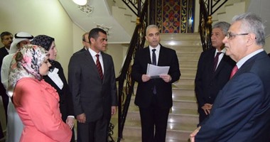 بالصور.. ملحق الدفاع المصرى يقيم حفل بمناسبة انتهاء مهام عمله بمسقط