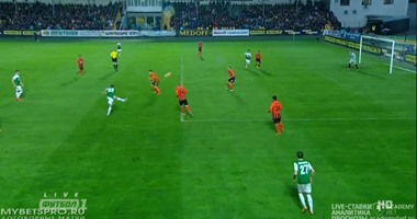 بالفيديو.. لاعب مغمور يُعوض فشل "كوكا" أمام شاختار بهدف خرافى