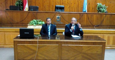 اختتام دورة "نشر قيم الشفافية والتوعية بمخاطر الفساد" للعاملين بالمحليات بأسيوط