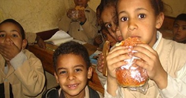 الفطير.. صواريخ الطعمية.. ذكريات جيل التسعينات مع كانتين المدرسة 