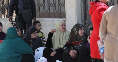 أهالى "سائق الدرب الأحمر"  يحضرون جلسة محاكمة رقيب الشرطة المتهم بقتله