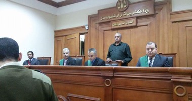 الجنايات تستمع لمرافعة دفاع آية حجازى المتهمة بالاتجار فى البشر بعد قليل