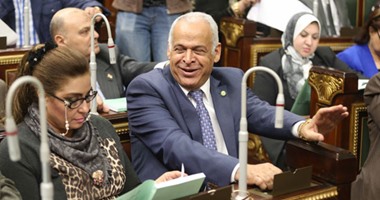 رئيس لجنة الشباب والرياضة بالبرلمان: هيكتور كوبر مدرب من الطراز العالمى