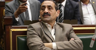 نائب يطالب وزير الثقافة بإذاعة فيلم ثقافى كل خميس للشباب فى المحافظات