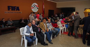 بالصور.. الأندية تتهم اتحاد الكرة بالفشل فى تنظيم اجتماع العمومية الطارئة