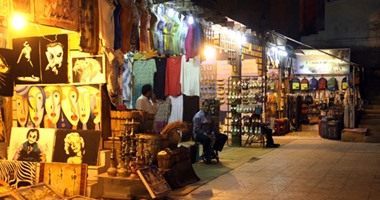 وزارة السياحة تطالب البازارات بتقنين أوضاعها وإصدار تراخيص مزاولة المهنة