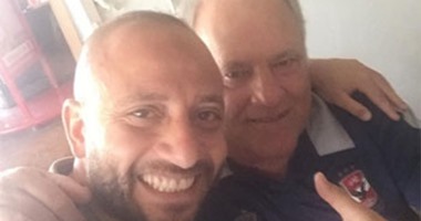 وائل رياض ينشر صورة "سيلفى" تجمعه بمارتن يول على "انستجرام"