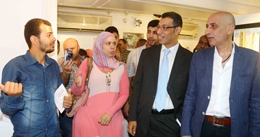 خالد سرور يفتتح صالون الفن الخاص بمركز سعد زغلول
