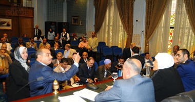 هشام الشعينى: وزير الزراعة يحضر اجتماع لجنة الزراعة مساء اليوم لحل أزمة القمح