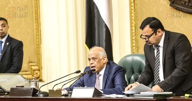 رئيس مجلس النواب يهنى العاملين بالبرلمان بمناسبة عيد القيامة