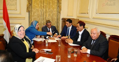 وزير الطيران أمام "الشئون الإفريقية" بالبرلمان لمناقشة خطة الوزارة بإفريقيا