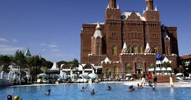 تراجع عدد السائحين الوافدين إلى تركيا 12.8% فى مارس