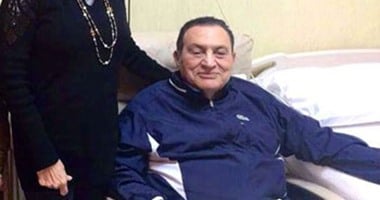 مرض أصاب مبارك قبل وفاته.. كل ما تريد معرفته عن سرطان الاثنى عشر النادر