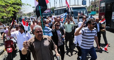 تزايد أعداد المواطنين فى احتفالات 25 أبريل