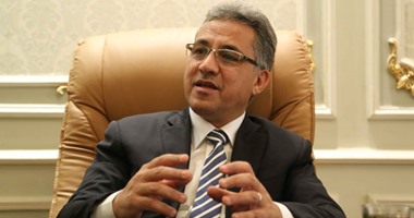 أحمد السجينى: مشروع "الوفد" لقانون الخدمة المدنية أحيل للجنة القوى العاملة