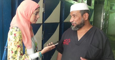 بالفيديو..مغسلاتى مشرحة زينهم: "الجثث بتحبنى زى ما بحبهم".. الشيخ سعيد: أنا بقابل المتوفى بعد عزرائيل.. ولما ببات لوحدى بسمع صوت من الثلاجات "ياشيخ تعالى" فأرد ضاحكاً: أنت بتعاكسنى ماشى ياعم سبنى أنام