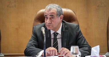 النائب على مصيلحى يطالب الحكومة بسرعة اتخاذ قرارات الإصلاح الاقتصادى