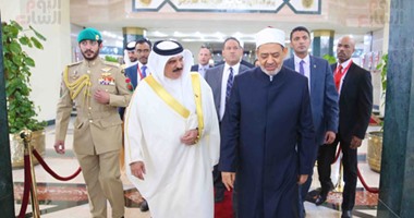 شيخ الأزهر يهنئ الملك حمد بن عيسى ملك البحرين بالعيد الوطنى الـ49