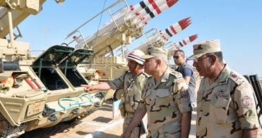 وزير الدفاع: القوات المسلحة تقف خلف القيادة السياسة فى كافة قراراتها