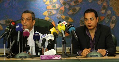 بدء الحفل الفنى للجنة الثقافية بنقابة الصحفيين بحضور الفنان مجدى فكرى