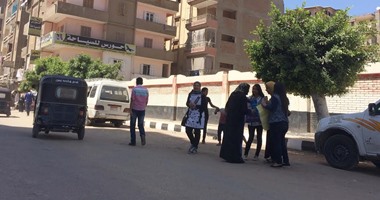 شهود عيان: خروقات انتخابية وظهور المال السياسى بدائرة عكاشة 