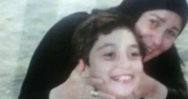 فى اليوم العالمى للتوحد.. أم تحقن نفسها بدواء طفلها التوحدى لتشعر بمعاناته.. "ماجدة": المدارس الدامجة رفضت استقباله.. وتؤكد: المراكز تتاجر بأبنائنا.. وأطباء يروجون للخلايا الجذعية